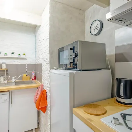 Holiday home Au Chant Des Cigales