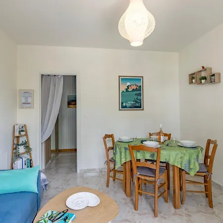 Au Chant Des Cigales Ferienhaus *